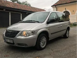 Silver Begagnad 2005 Chrysler Voyager Minibuss | 35 000 kr (Dyr)