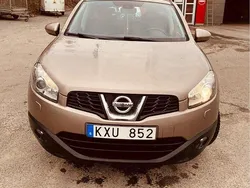 Brun Begagnad 2010 Nissan Qashqai SUV | 69 000 kr (Marknadspris)