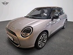 Grå Begagnad 2024 Mini Cooper Halvkombi | 349 900 kr