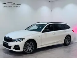 Vit Begagnad 2021 BMW 330e M Sport Kombi | 349 900 kr (Dyr)