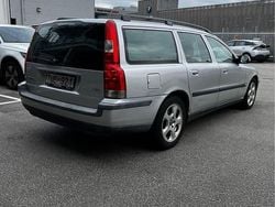 Grå Begagnad 2003 Volvo V70 Kombi | 35 000 kr (Lite dyr)