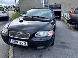 Svart Begagnad 2006 Volvo V70 Kinetic Kombi | 39 600 kr (Marknadspris)