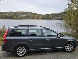 Grå Begagnad 2009 Volvo V70 Momentum Kombi | 41 000 kr (Marknadspris)