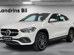 Vit (polarvit) Begagnad 2020 Mercedes GLA200 SUV | 329 000 kr (Marknadspris)