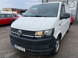Vit Begagnad 2016 VW T6 Van | 109 800 kr (Marknadspris)