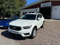 Vit Begagnad 2022 Volvo XC40 SUV | 309 000 kr (Marknadspris)
