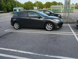 Grå Begagnad 2011 Mazda 3 Inclusive Halvkombi | 45 000 kr (Marknadspris)