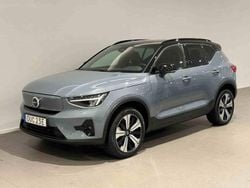 Grå Begagnad 2023 Volvo XC40 Single Motor SUV | 349 500 kr