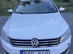 Vit Begagnad 2012 VW Passat Kombi | 53 000 kr (Bra pris)