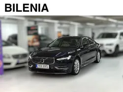 Mörkblå (blå) Begagnad 2017 Volvo S90 Inscription Sedan | 259 900 kr (Bra pris)