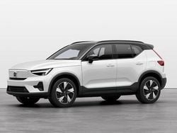 Vit Begagnad 2024 Volvo XC40 Core SUV | 449 800 kr
