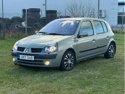 Grön Begagnad 2004 Renault Clio II Halvkombi | 16 500 kr (Bra pris)