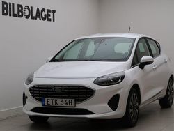 Vit Begagnad 2022 Ford Fiesta Titanium Halvkombi | 149 800 kr (Marknadspris)