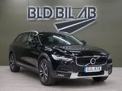 Svart Begagnad 2019 Volvo V90 CC Kombi | 319 900 kr (Marknadspris)