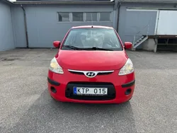 Röd Begagnad 2010 Hyundai i10 Halvkombi | 19 999 kr (Marknadspris)
