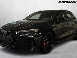 Svart Ny 2025 Audi RS3 Sportback Comfort Halvkombi | 699 000 kr (Bra pris)