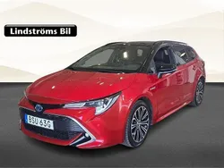 Röd Begagnad 2019 Toyota Corolla Executive Kombi | 224 900 kr (Marknadspris)