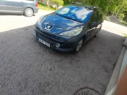 Mörkgrå (grå) Begagnad 2008 Peugeot 207 Outdoor Outdoor Kombi | 32 000 kr