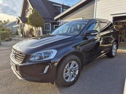 Svart Begagnad 2017 Volvo XC60 Standard SUV | 174 999 kr (Superpris)