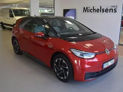 Röd Begagnad 2022 VW ID.3 Pro Performance Halvkombi | 289 900 kr (Dyr)