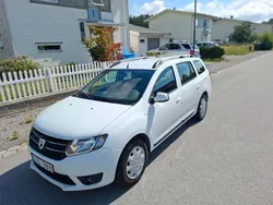 Vit Begagnad 2014 Dacia Logan Sedan | 29 900 kr
