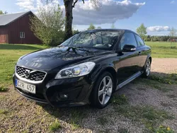 Svart Begagnad 2010 Volvo C30 R-Design Halvkombi | 58 000 kr (Marknadspris)