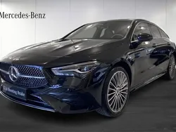Svart (black) Begagnad 2025 Mercedes CLA250e Shooting Brake AMG line Kombi | 594 900 kr