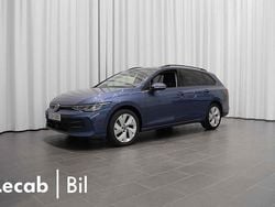 Blå (anemone blue metallic) Begagnad 2025 VW Golf VIII Life Kombi | 309 500 kr (Bra pris)
