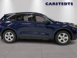 Blå Begagnad 2022 Ford Kuga Titanium SUV | 289 900 kr (Lite dyr)
