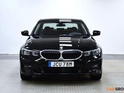 Svart Begagnad 2021 BMW 320 Sport Line Sedan | 349 900 kr (Bra pris)