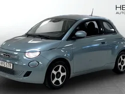 Blå (blue) Begagnad 2021 Fiat 500e Passion Halvkombi | 209 900 kr (Dyr)
