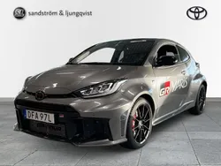 Silver Begagnad 2024 Toyota Yaris Premium Halvkombi | 615 000 kr (Marknadspris)