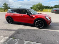 Röd Begagnad 2016 Mini Cooper Clubman Kombi | 149 000 kr (Marknadspris)