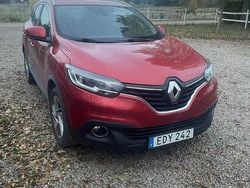 Röd Begagnad 2017 Renault Kadjar LIMITED SUV | 110 000 kr (Superpris)