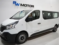 Vit Begagnad 2016 Renault Trafic Van | 199 700 kr