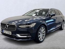 Mörkblå Begagnad 2020 Volvo V90 Inscription Kombi | 349 900 kr (Marknadspris)