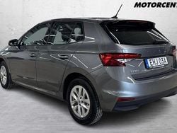 Grå Begagnad 2024 Skoda Fabia SE L Halvkombi | 229 000 kr (Marknadspris)