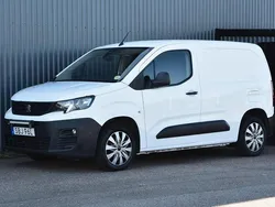 Vit Begagnad 2019 Peugeot Partner Minibuss | 125 900 kr (Bra pris)