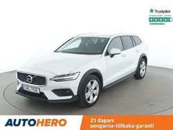 Vit Begagnad 2020 Volvo V60 CC Kombi | 315 000 kr (Marknadspris)