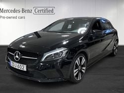 Svart Begagnad 2018 Mercedes A200 Night Halvkombi | 189 900 kr (Marknadspris)