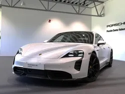 Vit (white) Begagnad 2022 Porsche Taycan GTS Sedan | 885 000 kr (Superpris)
