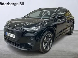 Svart Begagnad 2023 Audi Q4 e-tron Advanced SUV | 549 000 kr (Dyr)