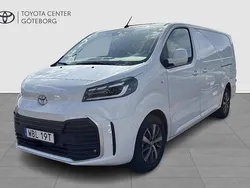Vit Begagnad 2024 Toyota Proace Van | 469 900 kr