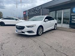 Vit Begagnad 2017 Opel Insignia Business Halvkombi | 174 900 kr (Bra pris)