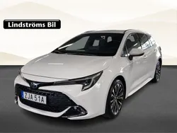 Vit Begagnad 2024 Toyota Corolla Style Kombi | 339 000 kr (Lite dyr)