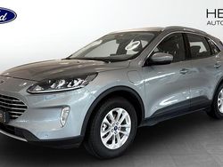 Grå (grey) Begagnad 2023 Ford Kuga Titanium SUV | 279 900 kr (Marknadspris)