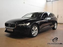 Svart Begagnad 2020 Volvo V60 Momentum Kombi | 219 900 kr (Marknadspris)