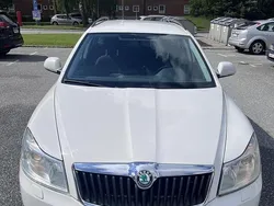 Vit Begagnad 2013 Skoda Octavia Ambiente Kombi | 35 000 kr (Superpris)