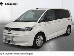 Vit Begagnad 2023 VW Multivan Minibuss | 499 800 kr (Superpris)