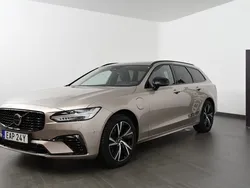 Ljusgrå Begagnad 2024 Volvo V90 Plus Kombi | 620 700 kr